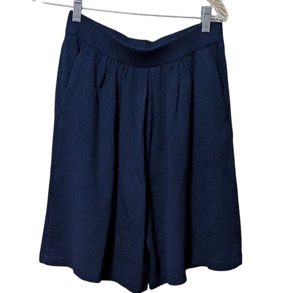 St. John Collection Navy Santana Knit Bermuda Shorts resort wear classic USA 8 - Picture 1 of 8